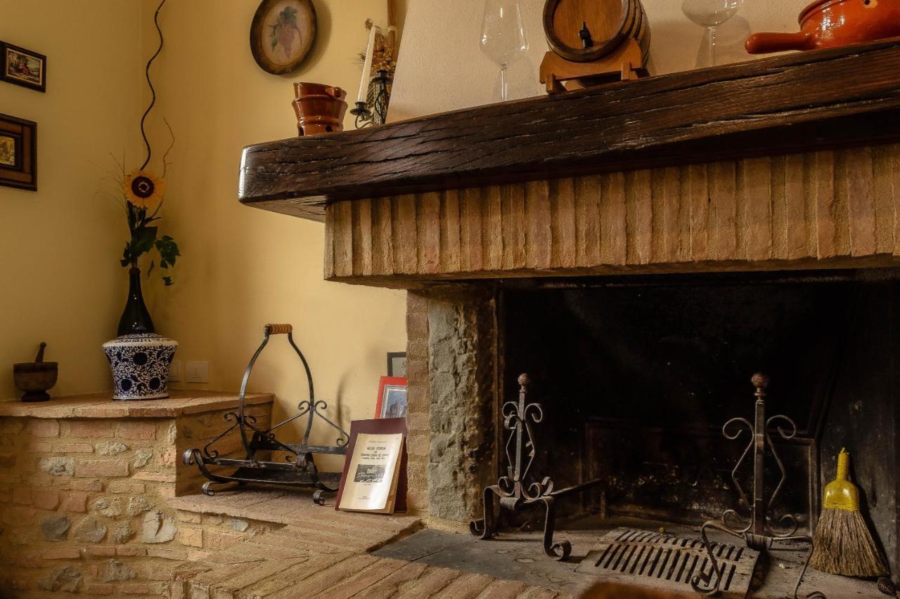 Agriturismo L'Olmo San Gimignano Esterno foto